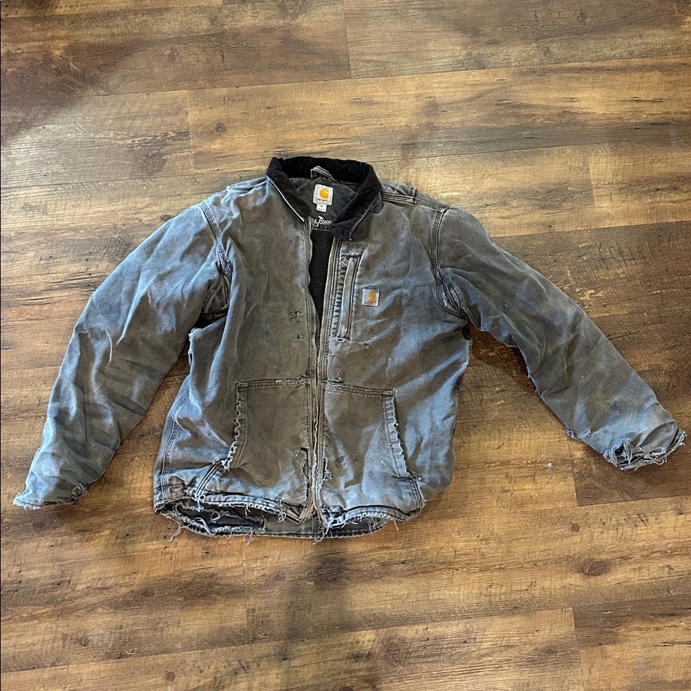 Distressed, vintage. Full Swing Carhartt‎ Fleece Lined Chore Jacket
Men’s M